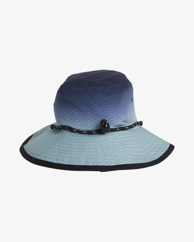 BOYS DIVISION REVO HAT