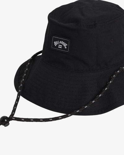 BOYS DIVISION REVO HAT