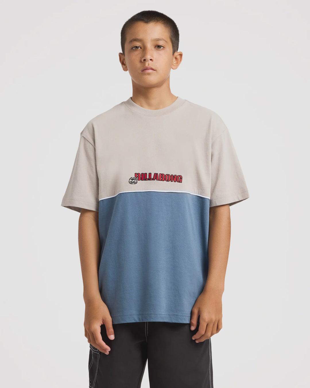 BOYS SPEC 73 LEGACY TEE
