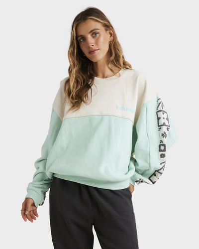 COOL DAYS KENDALL CREW