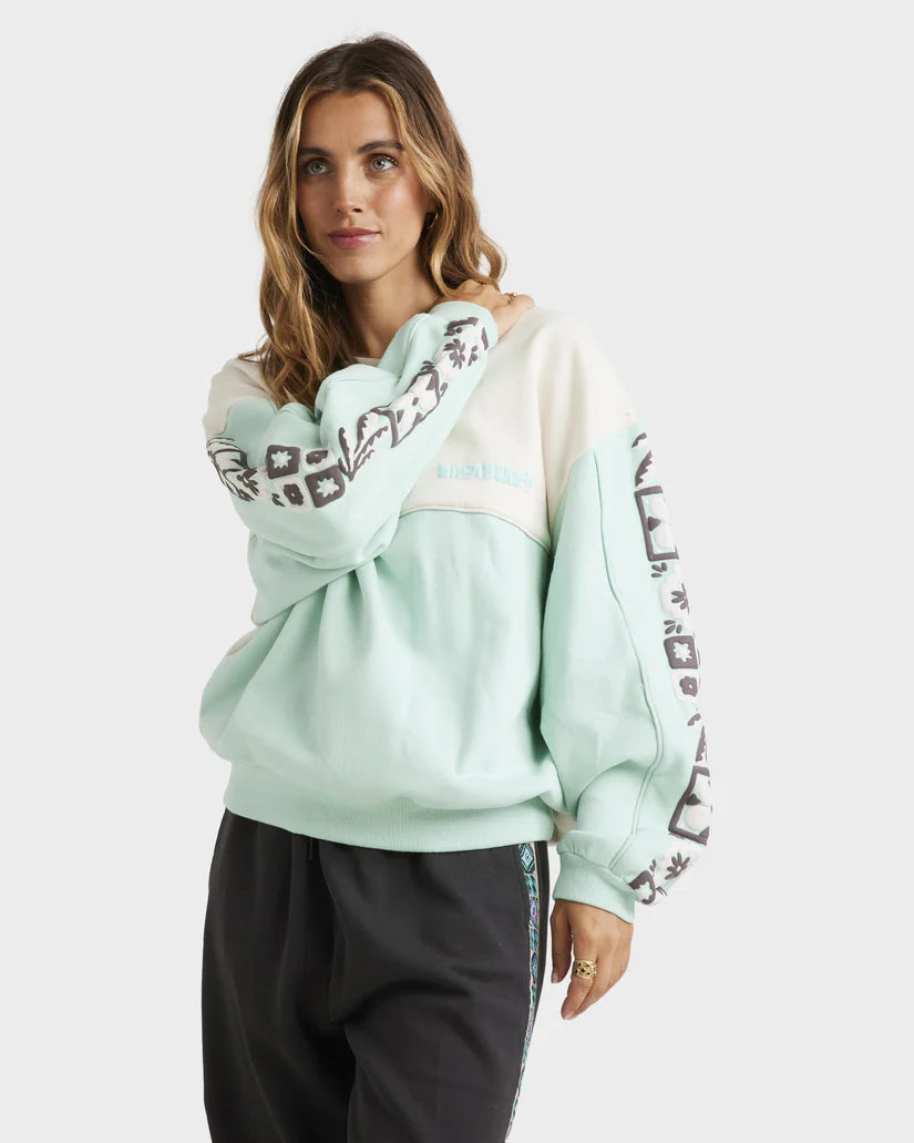 COOL DAYS KENDALL CREW