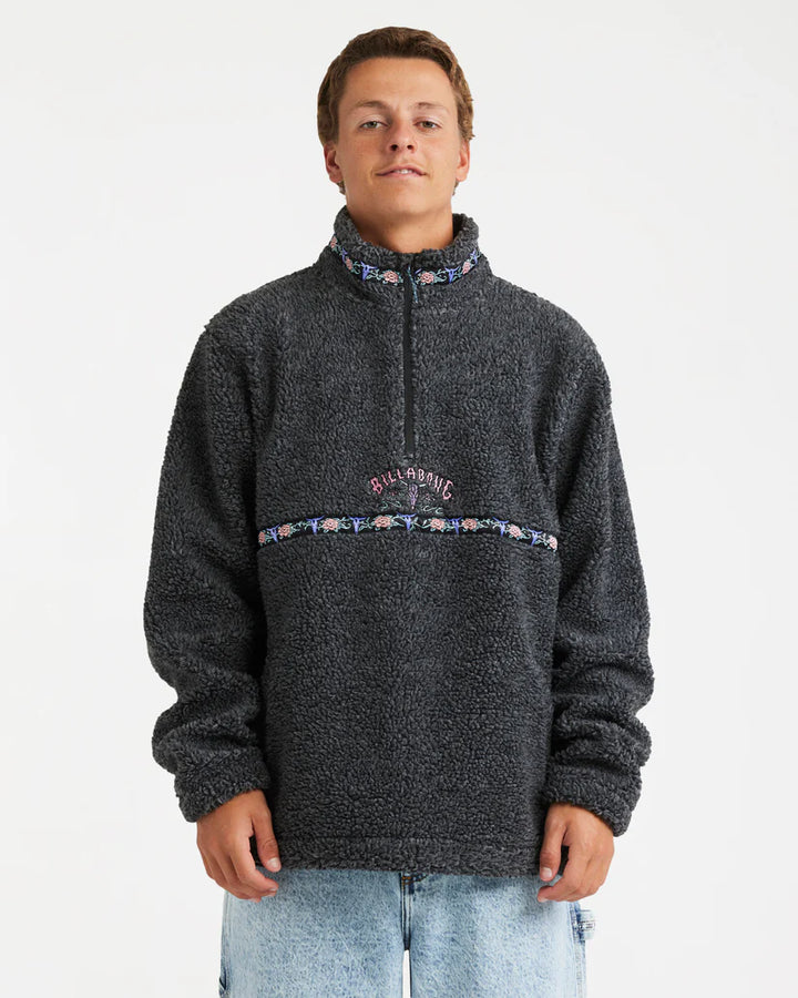 OCCY TOMBSTONE PULLOVER