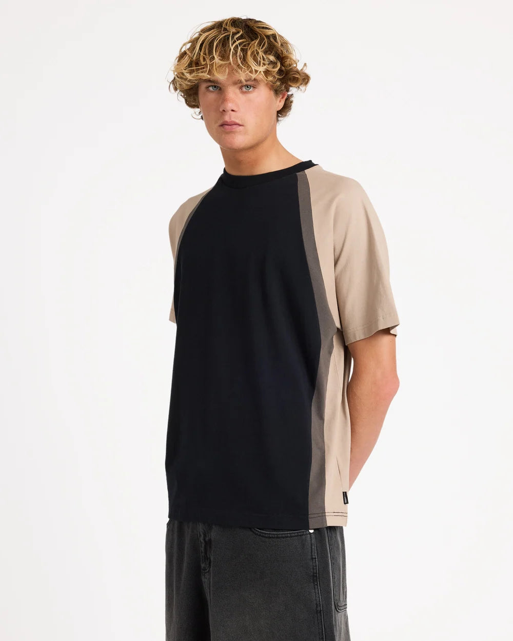 MENS SPEC FLUID SHORT SLEEVE