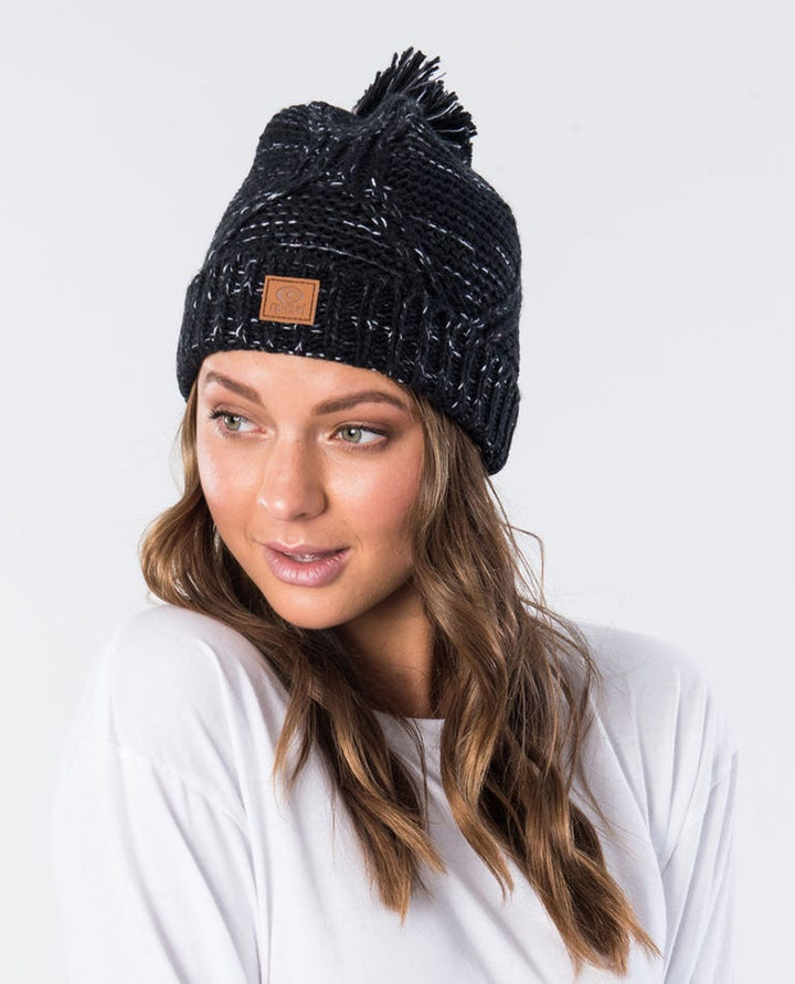 FLECKER POM POM BEANIE